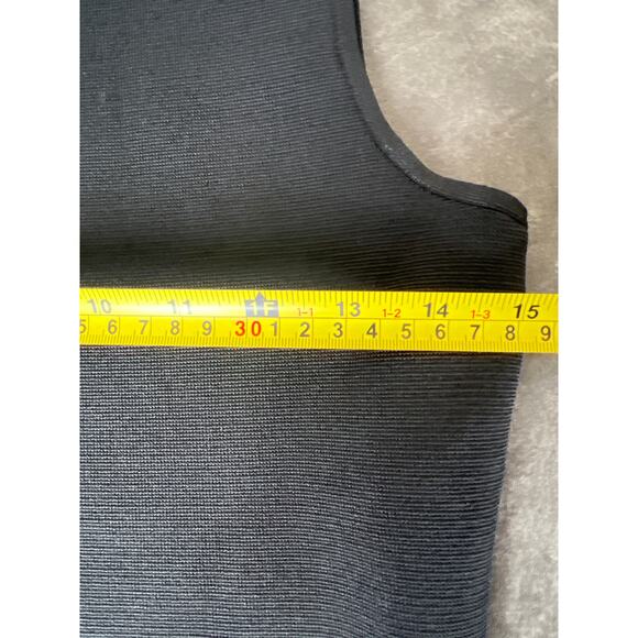 A.L.C. Small Black Sleeveless Cropped Shell Top - Picture 3 of 5